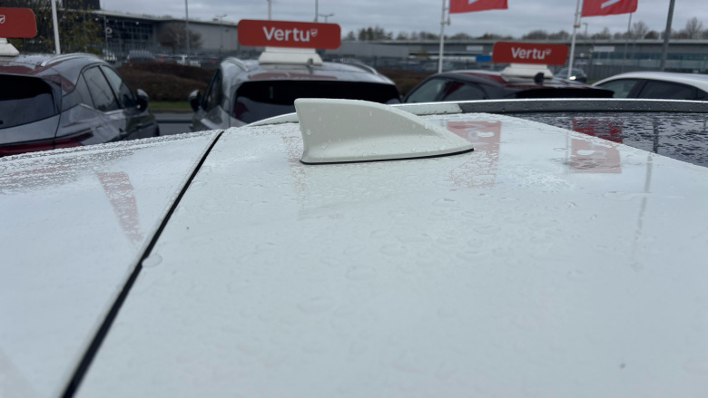 Nissan Qashqai 1.3 DiG-T MH N-Connecta 5dr Petrol Hatchback